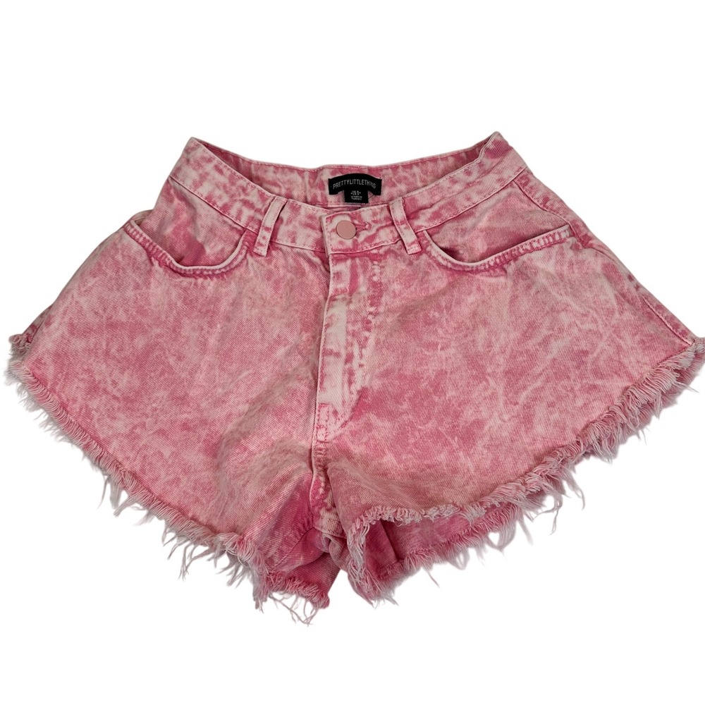 PrettyLittleThing Retro Pink Acid Wash High Waisted Denim Shorts Women's Size 2‎